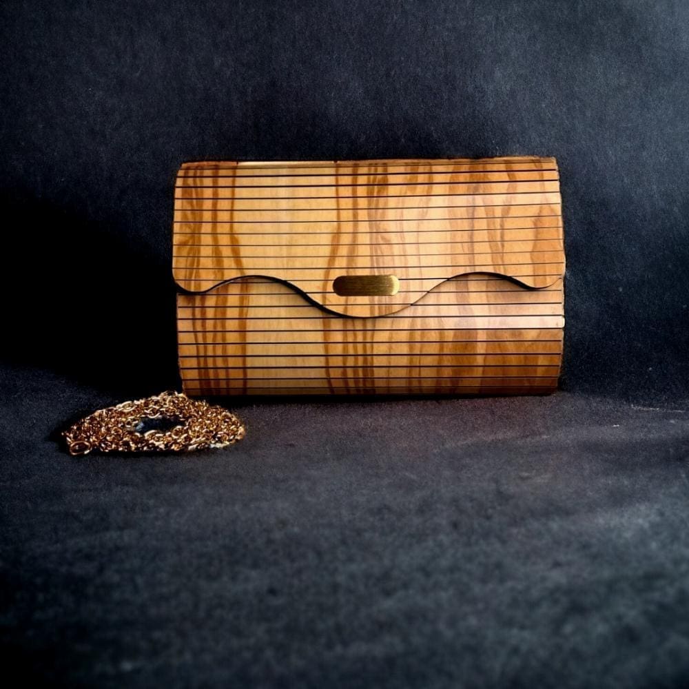 ساعات خشبية