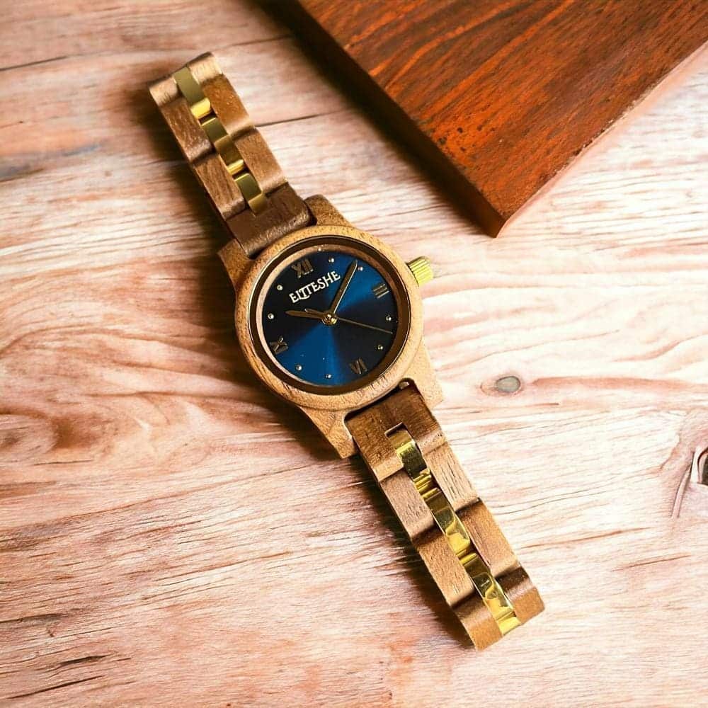 ساعات خشبية