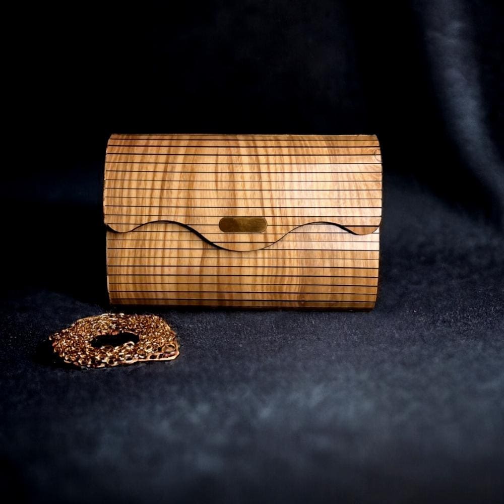 ساعات خشبية