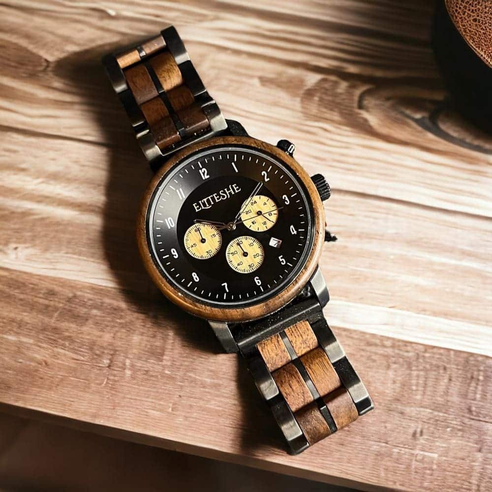 ساعات خشبية