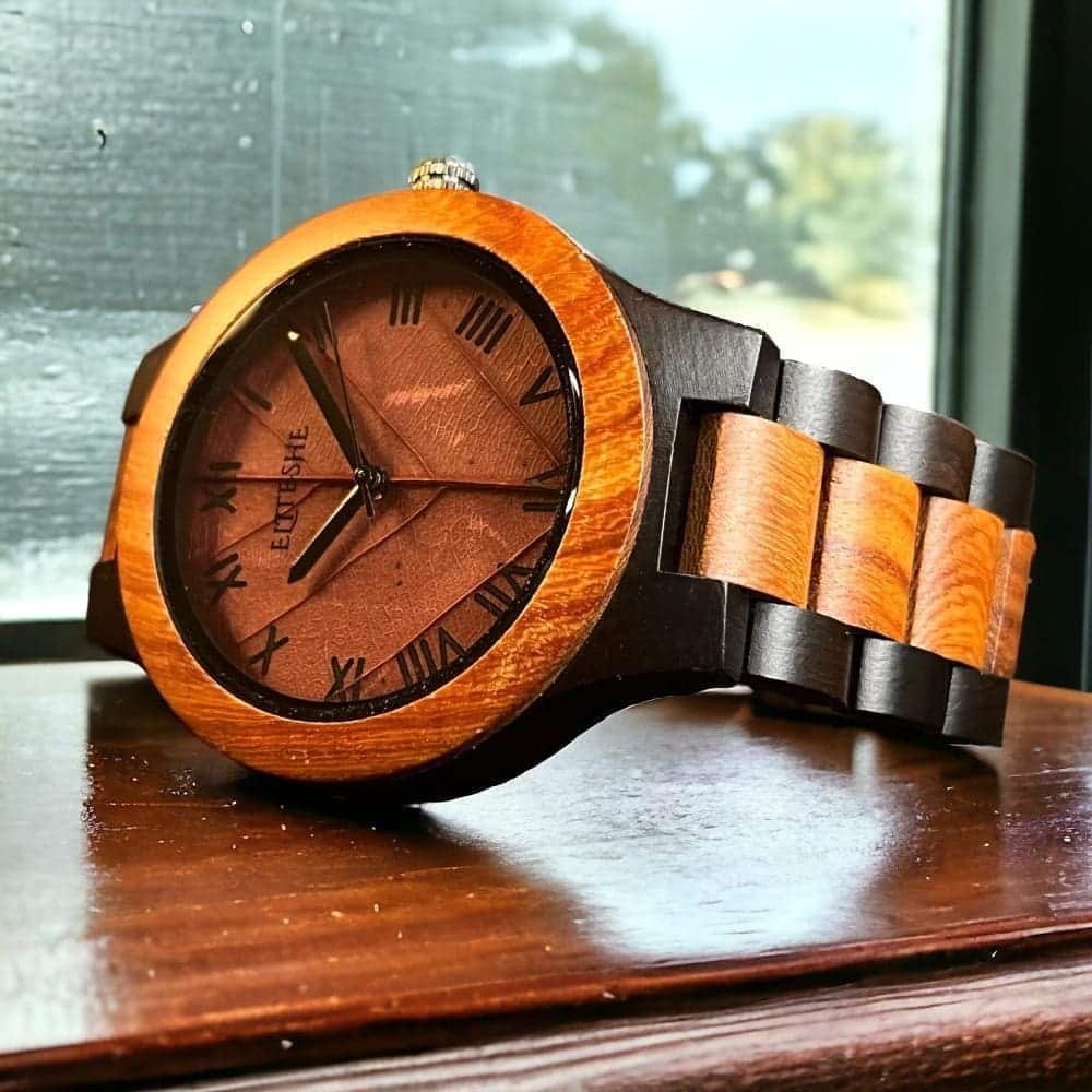 ساعات خشبية