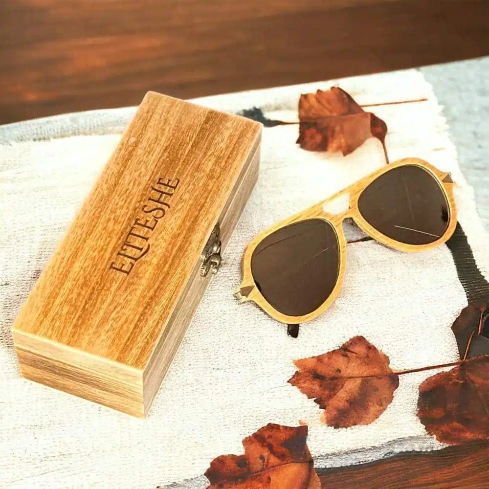 51cebd5f-730f-43b9-872c-f9fb6a15e96c-1000x1000-6usQWADzg1O8Mc5qZgE04Xn1Xl2ahQDxbmhMvozY.jpg سلفر كلاسيك وود - رجالي - الصورة 1