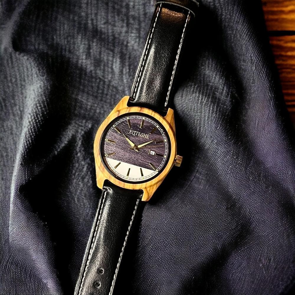 ساعات خشبية