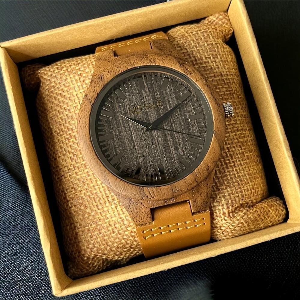 ساعات خشبية