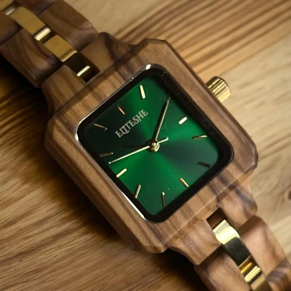 77dc736c-0376-4c6a-b33b-5cc13bb91b7c-1000x1000-reoCw2J5a9OLenq1QM2xCbGaUjmGl0LDOLlLJd8k.jpg جرين ماجيك سكوير - نسائي - الصورة 1