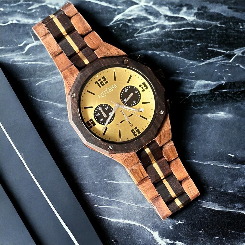 ساعات خشبية