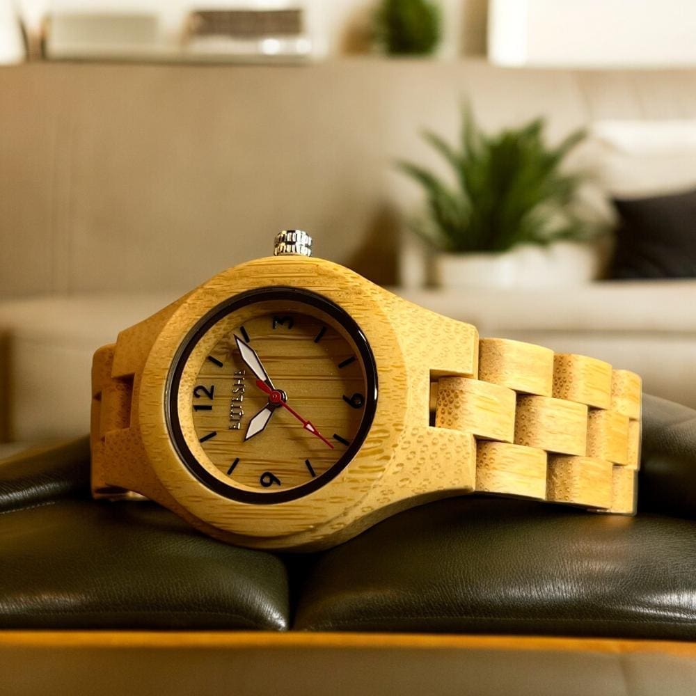 ساعات خشبية
