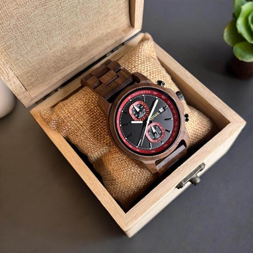 ساعات خشبية