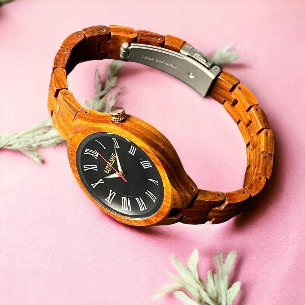 ساعات خشبية