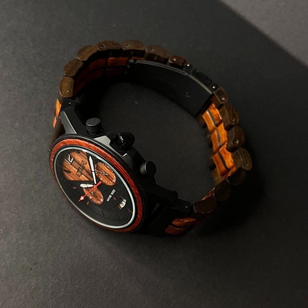 ساعات خشبية