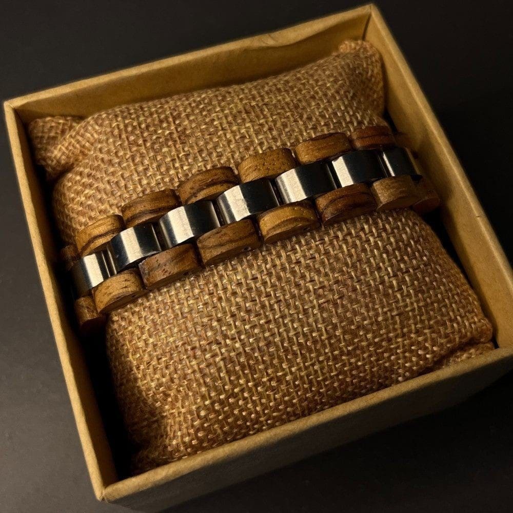 ساعات خشبية