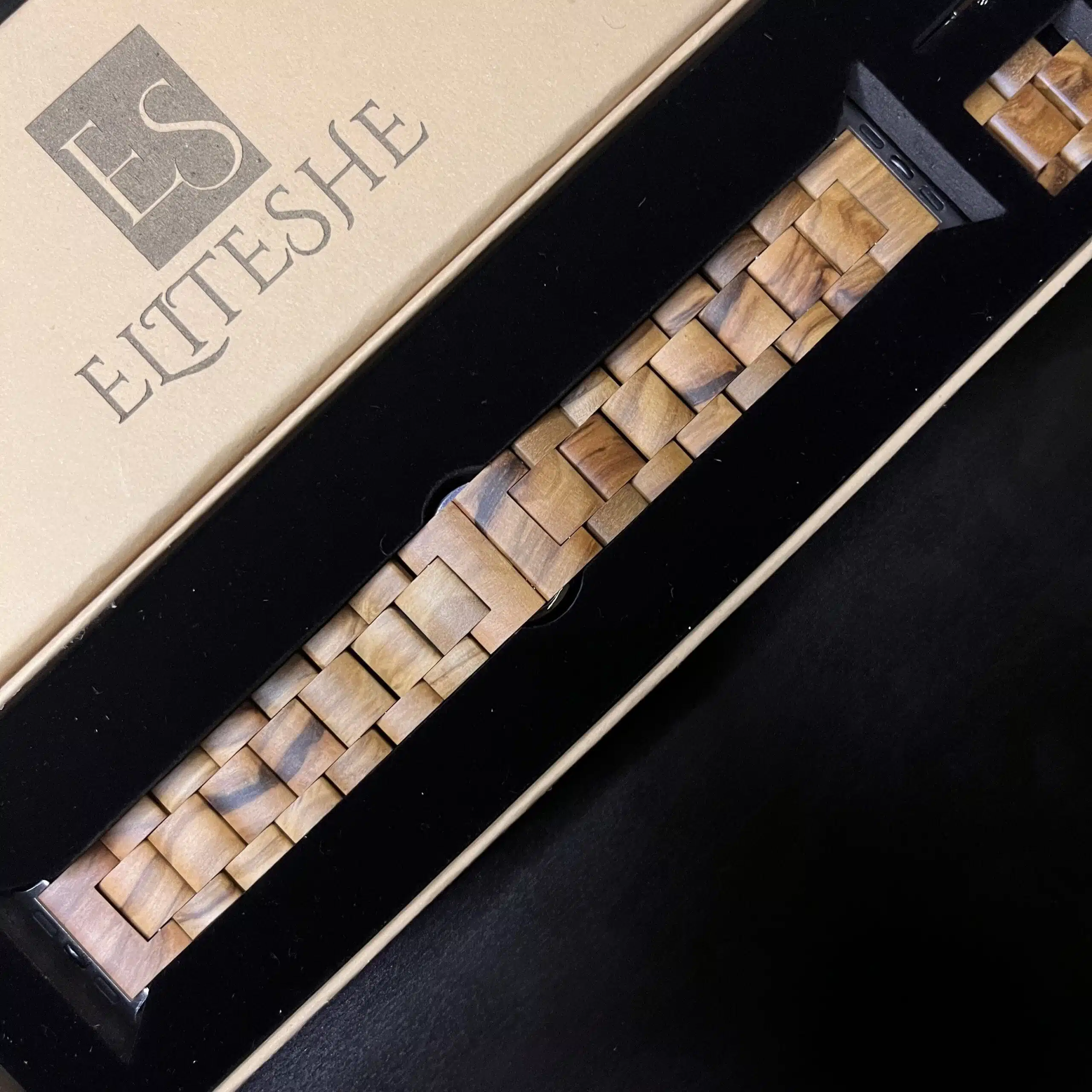 IMG_0570 سوار أوليفيا وود - الصورة 1