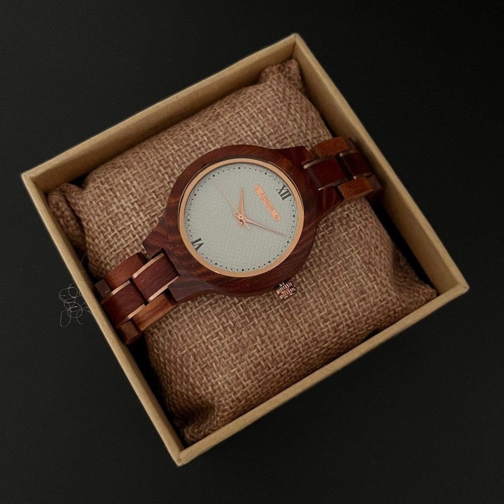 ساعات خشبية