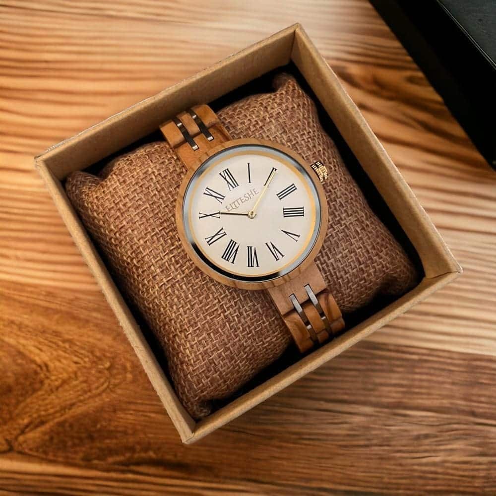 ساعات خشبية