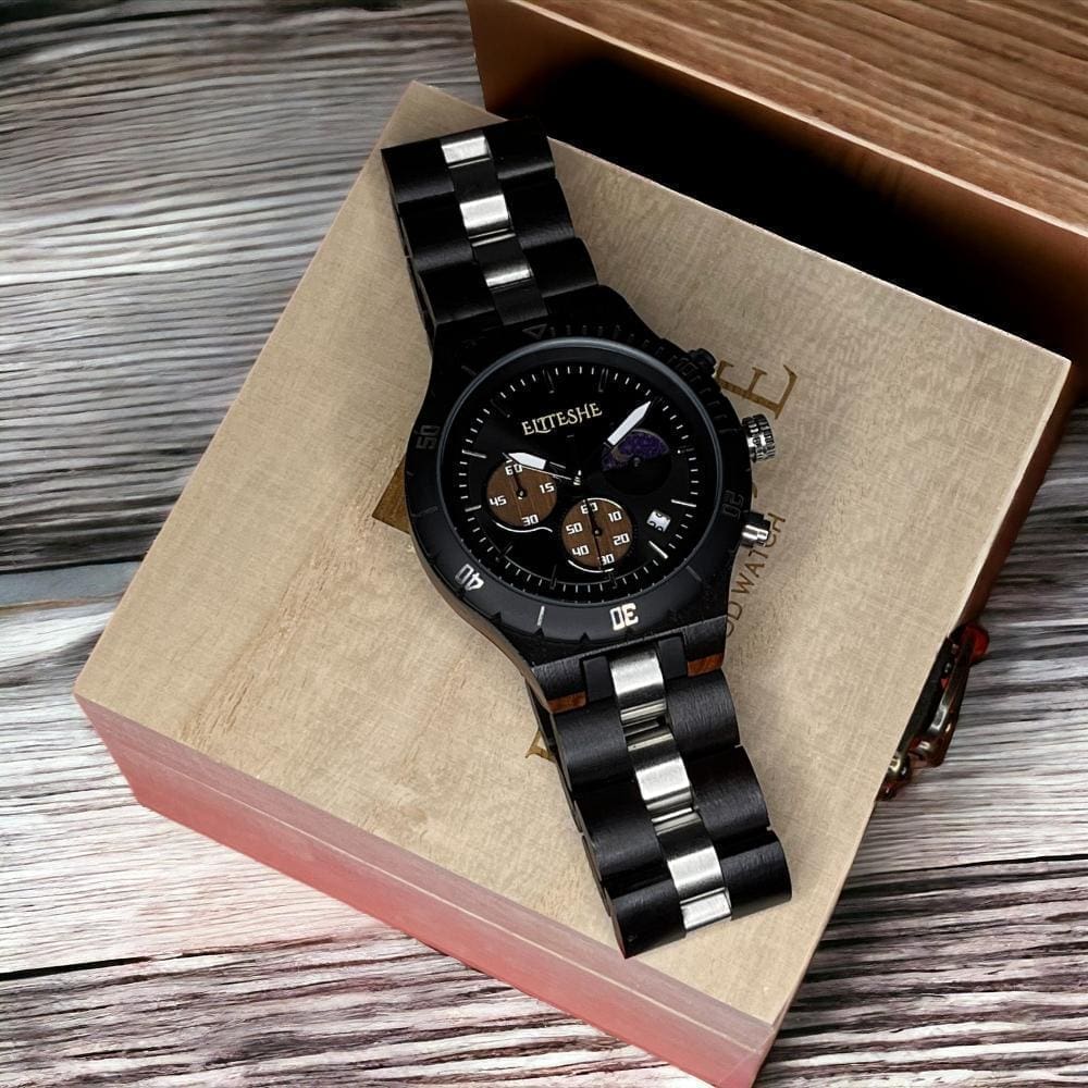 ساعة بلاك ليجيند مون الخشبية