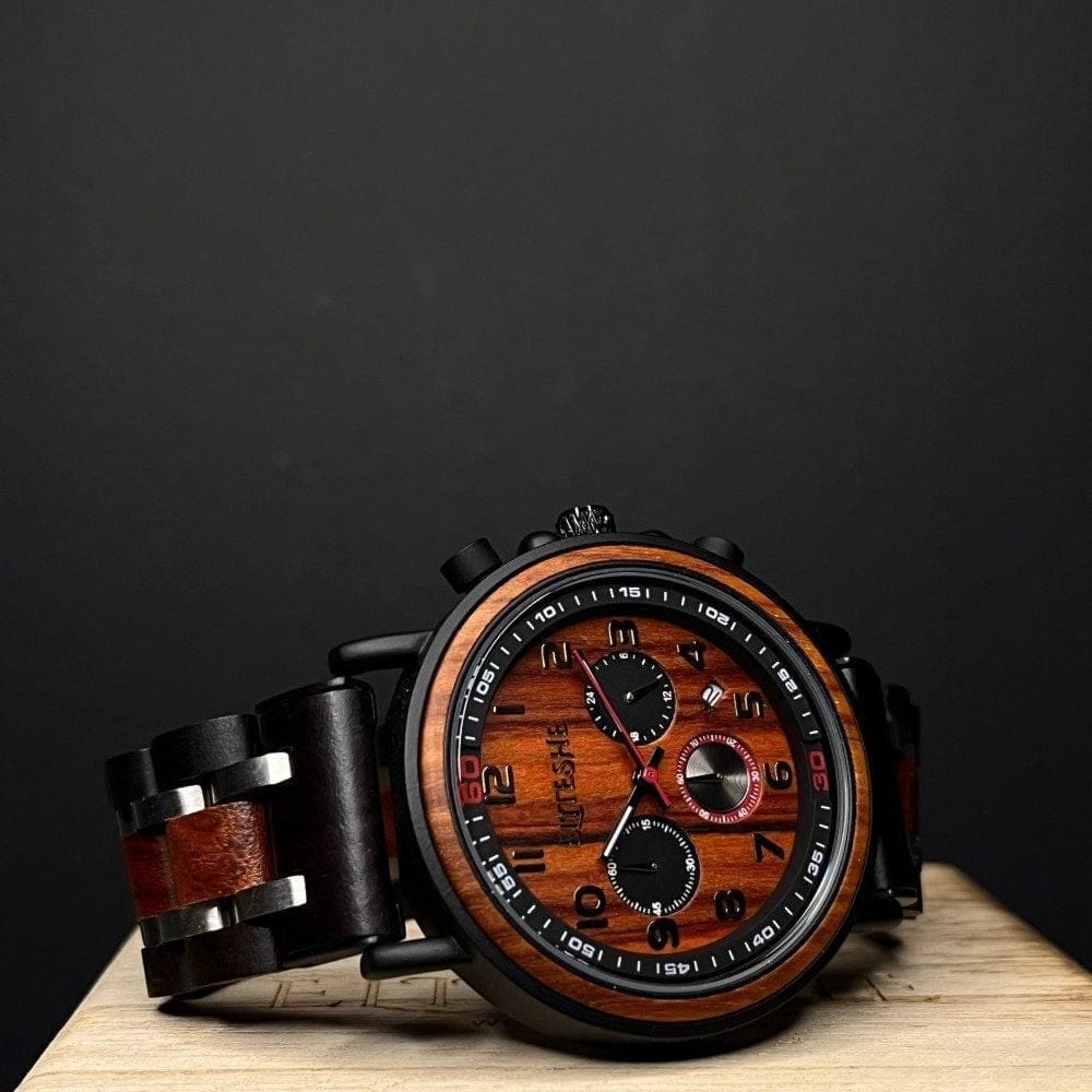 ساعات خشبية