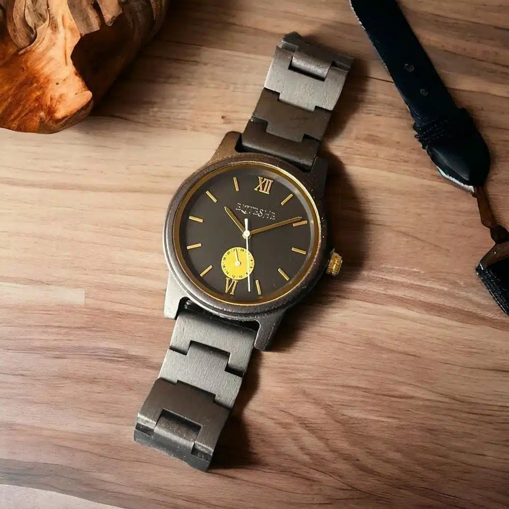 b8c0ab16-d1f4-4caa-9b48-e14913cac303-1000x1000-FQvHGM50OzfBJXBxwdvypVpFvsr4Vo5H2kbcBCJq.jpg بلاك كلاسيك وود - رجالي - Image 1