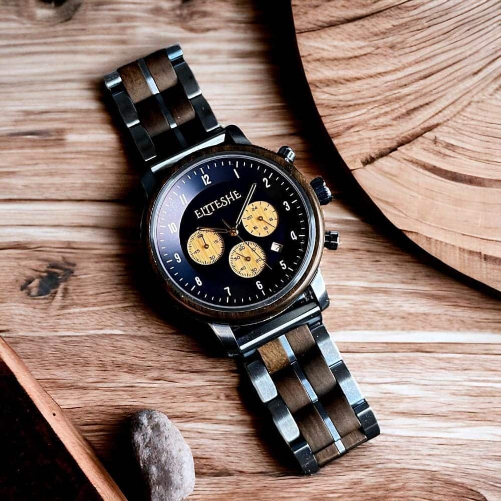 ساعات خشبية