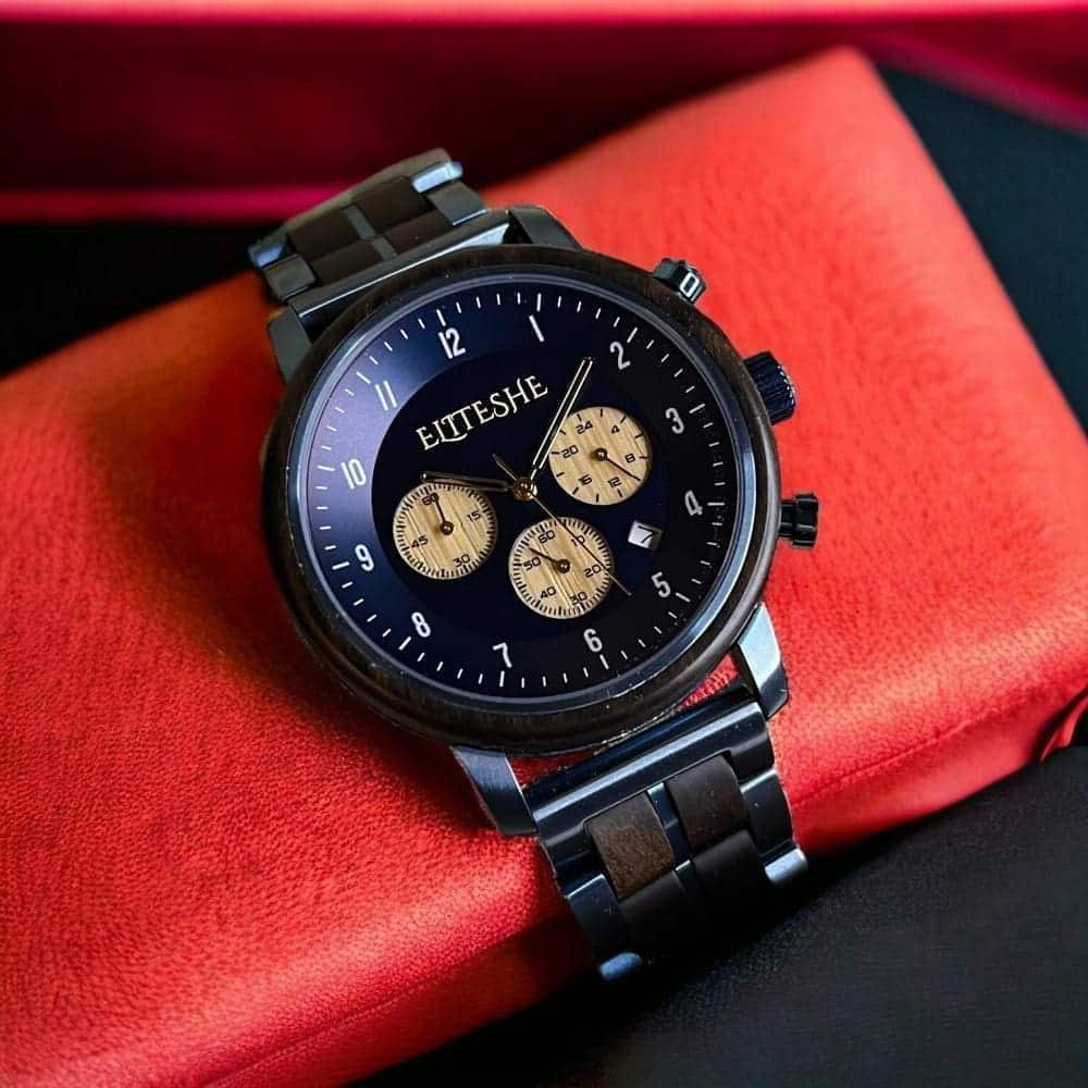 ساعات خشبية