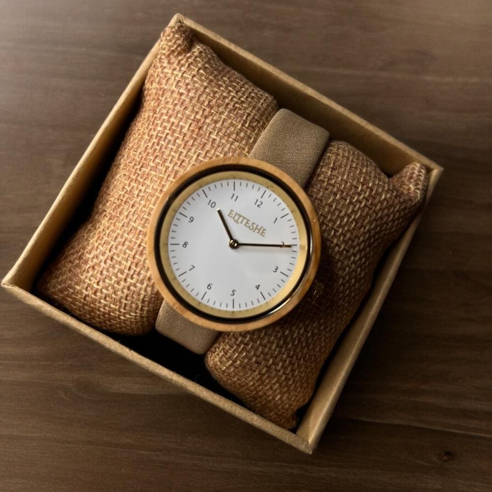 ساعات خشبية