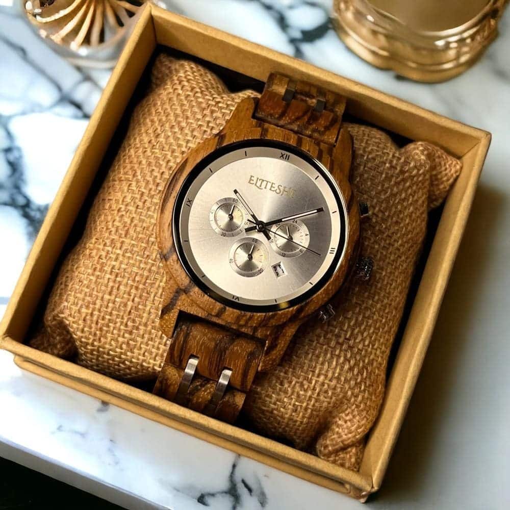 ساعة لايت كرونو الخشبية