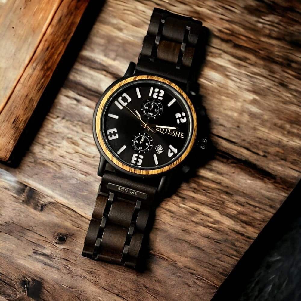 ساعات خشبية