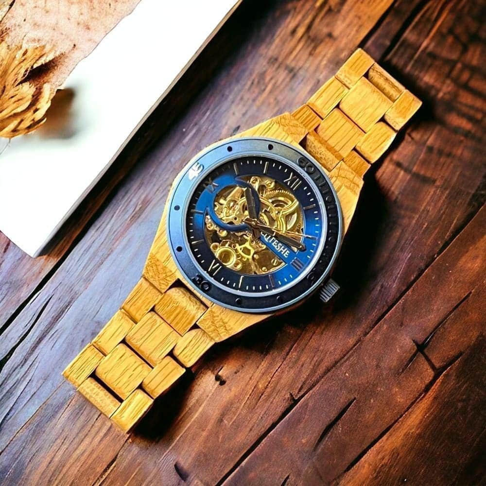 ساعات خشبية