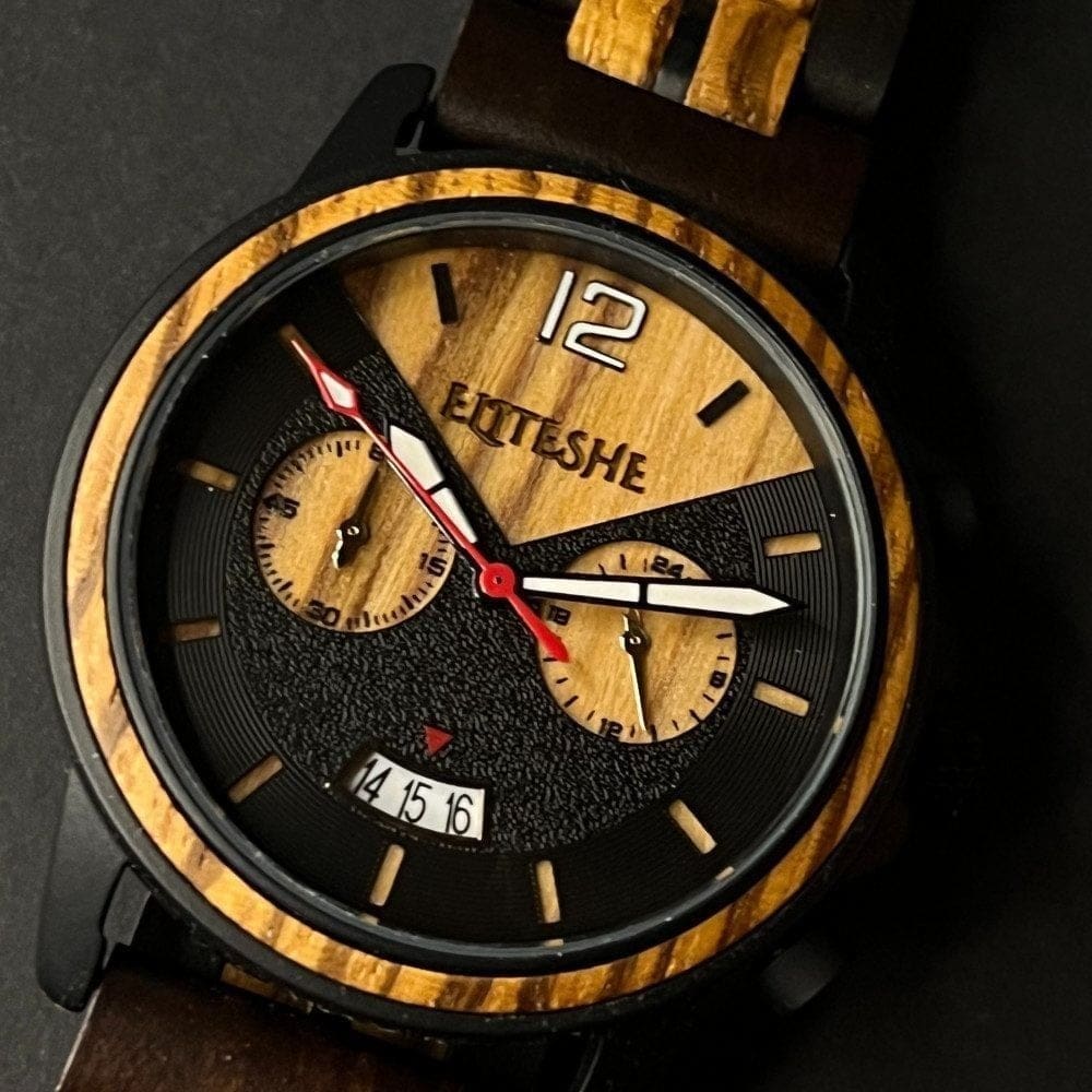 ساعات خشبية