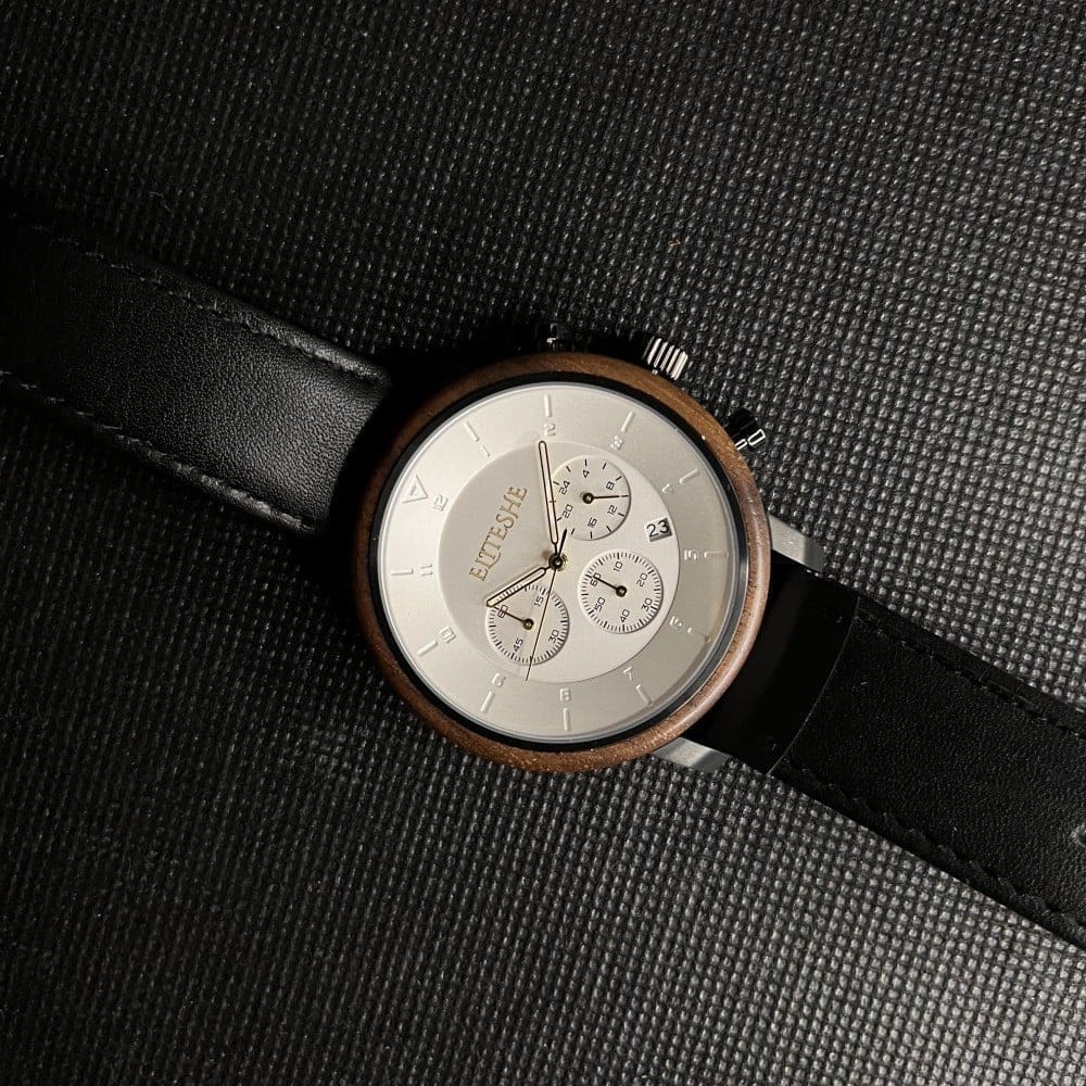 ساعات خشبية