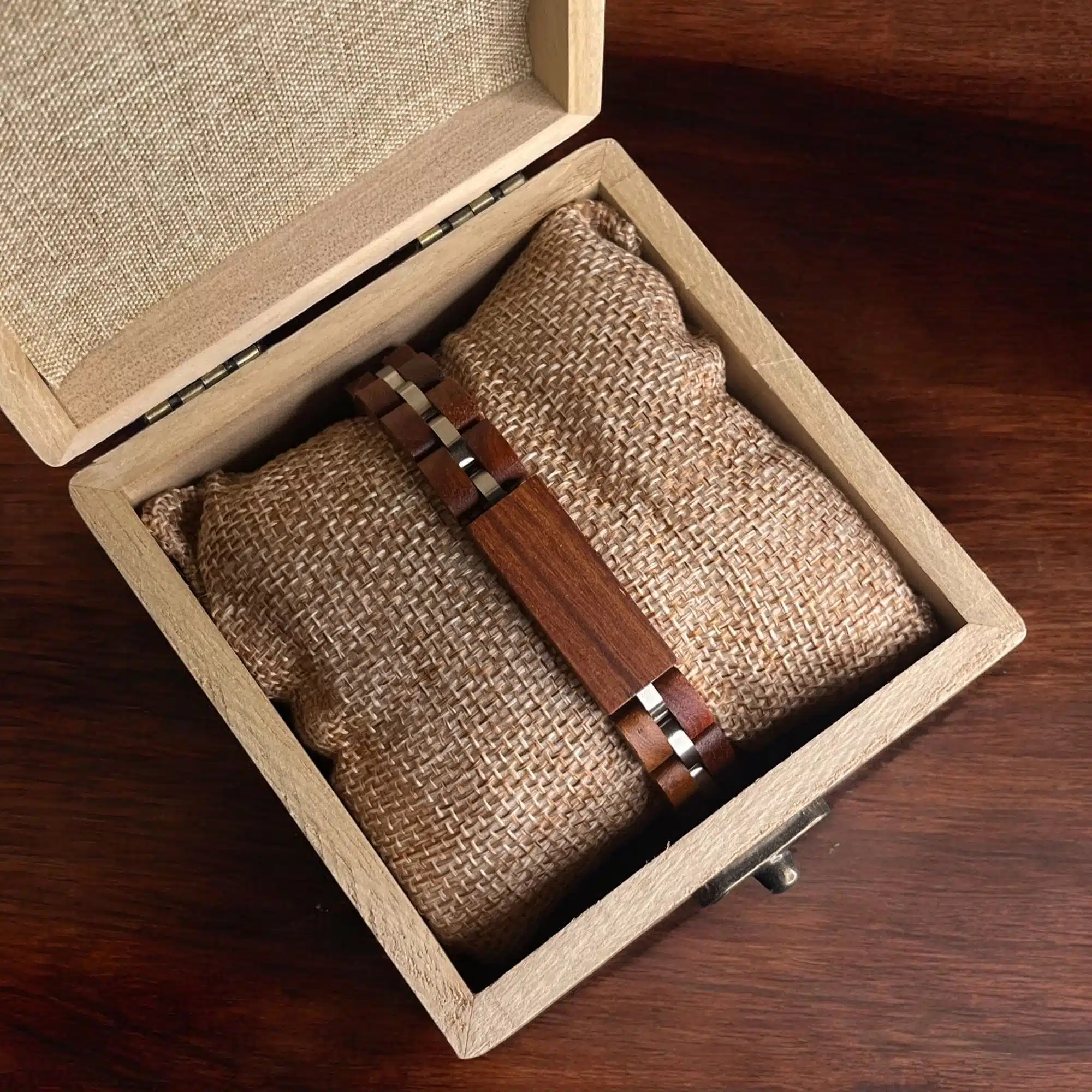 IMG_1004-Photoroom ريد برايسليت للجنسين - الصورة 1