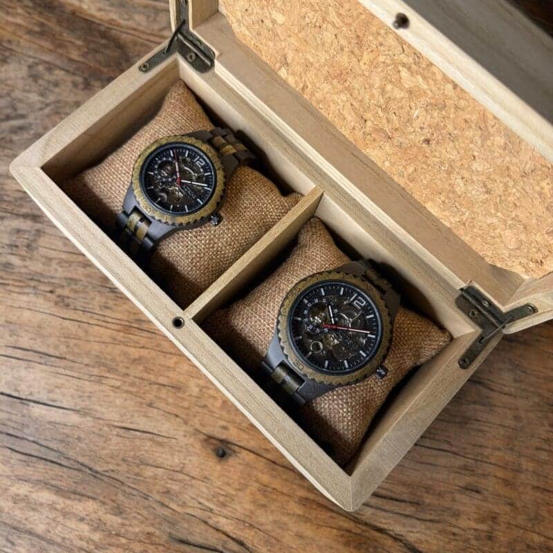 ساعات خشبية