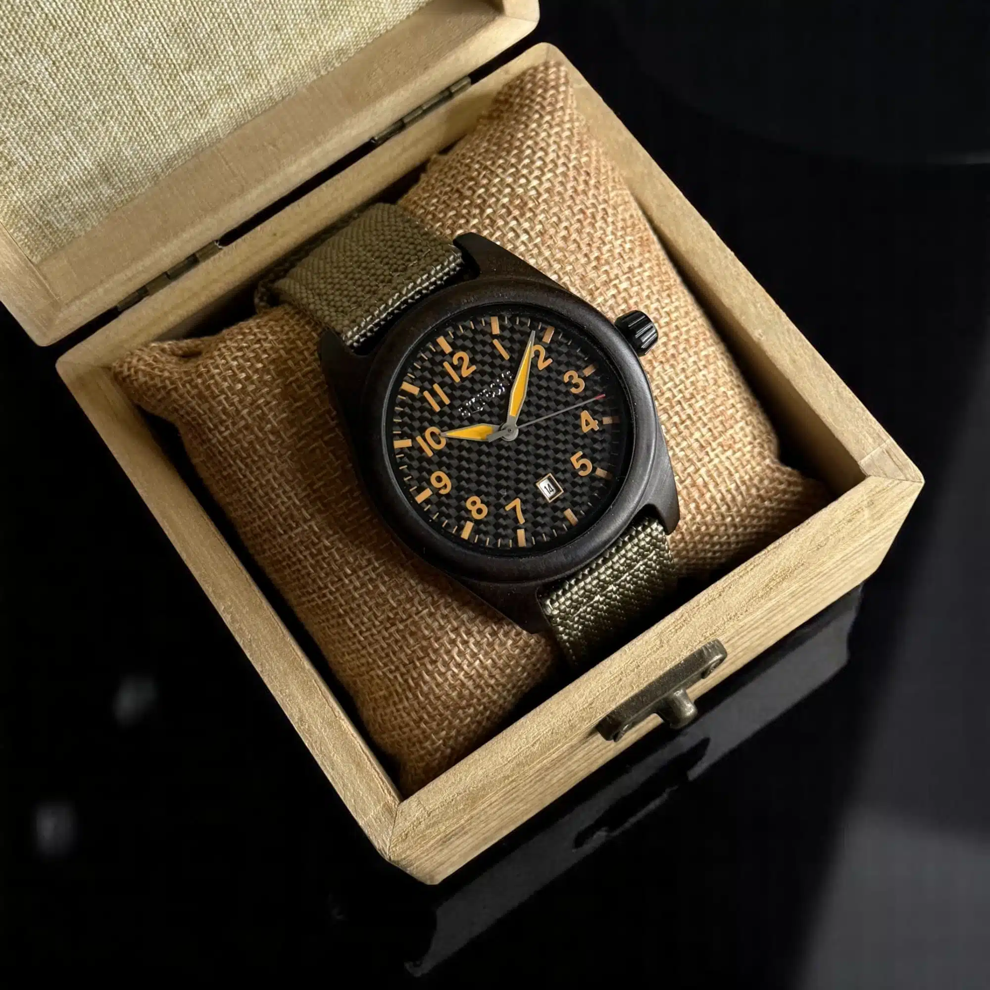 IMG_2058-Photoroom ساعة جراي فورست أيكون الخشبية