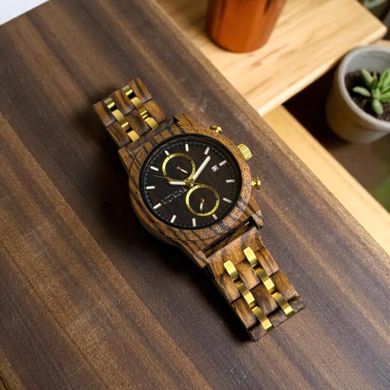 ساعات خشبية